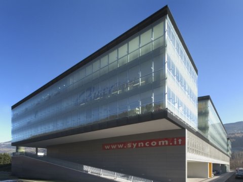 SynCom
